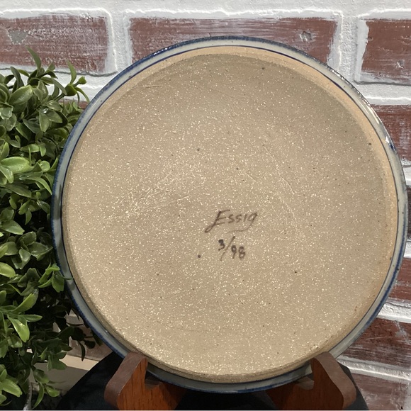 Vintage - Ceramic Heart Plate - Sterling VA. - By Essig 3/98 engraved on reverse - Picture 6 of 9